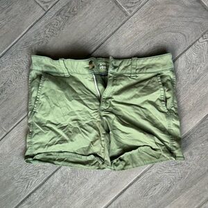 MIDI AE SHORTS